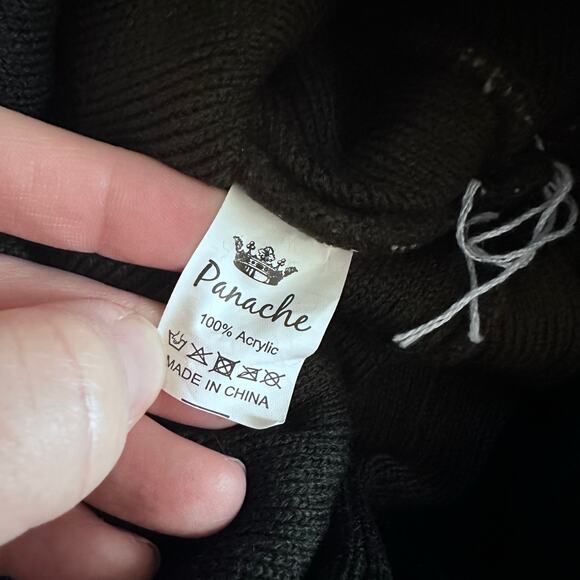 Panache Camo Stocking Hat with Pom Pom Top - Picture 5 of 7